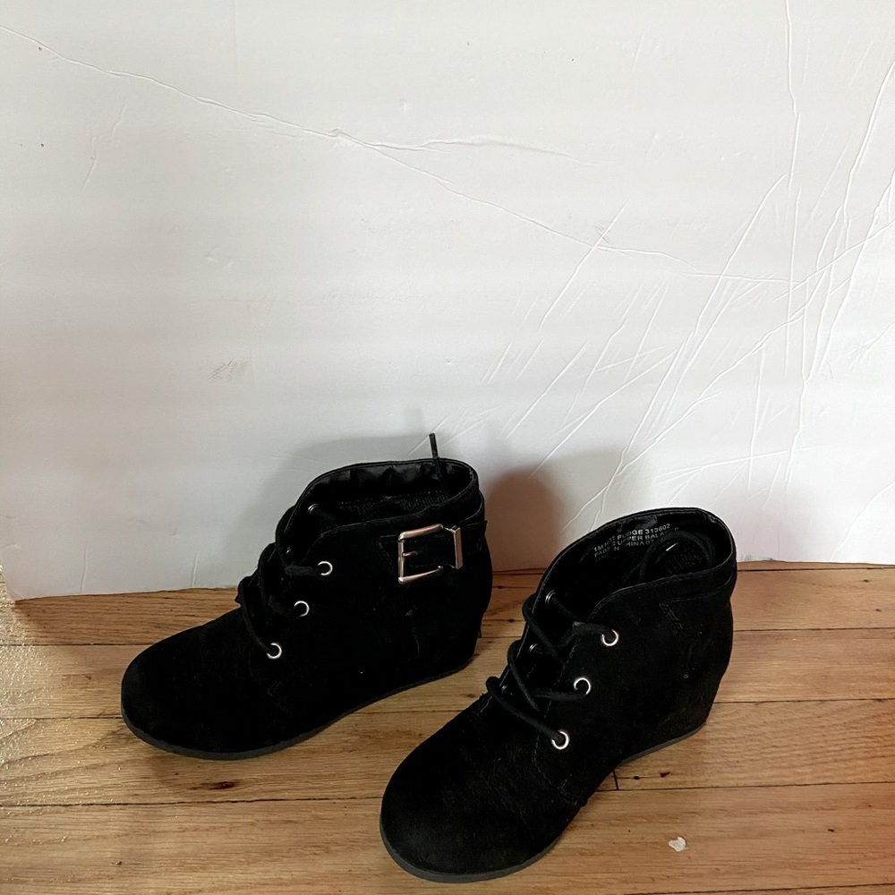 Girls  boots